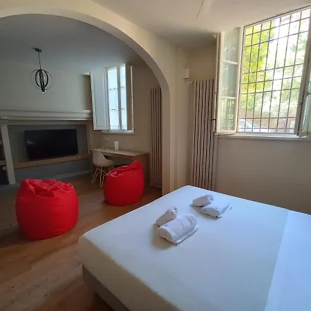 Chill In Tuscany Ground Floor Affittacamere 3*